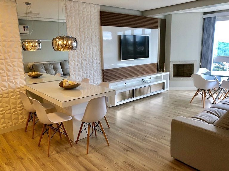 Apartamento nuevo centro Gramado vista magnífica