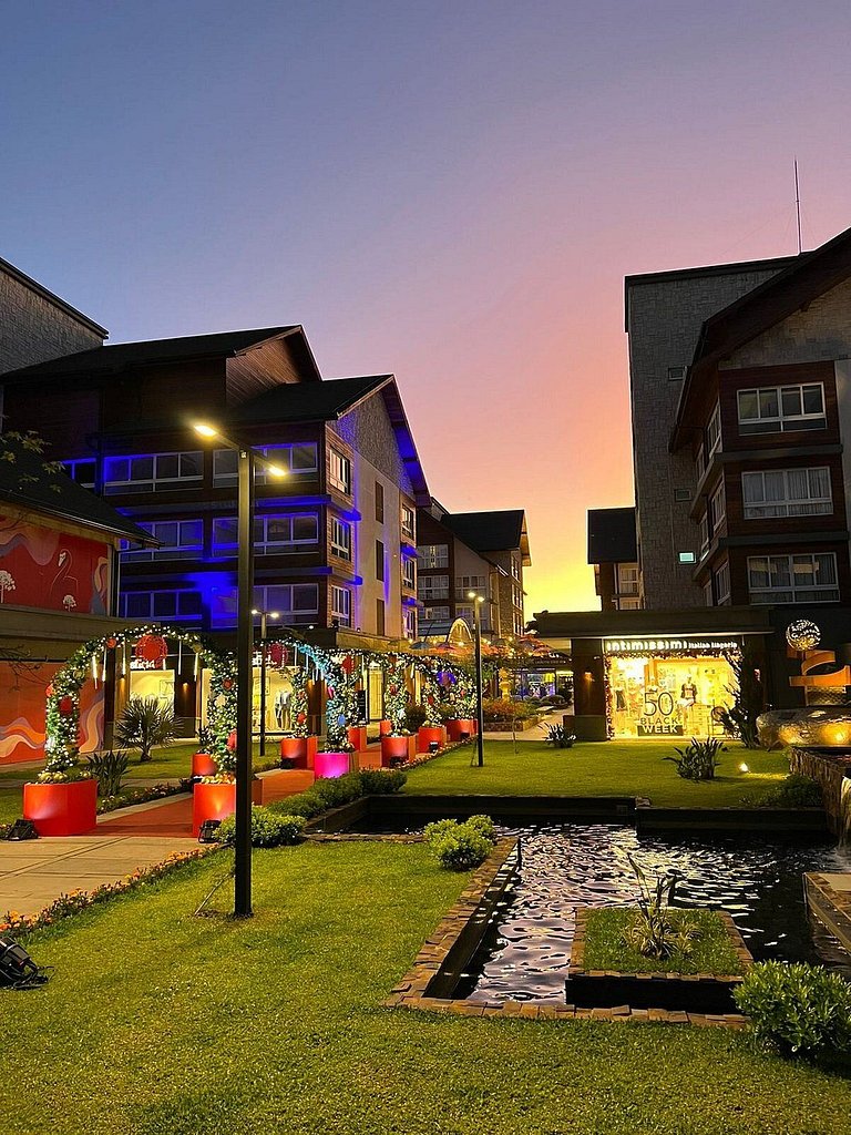 Center Vitta Boulevard, next to Parque Criamigos