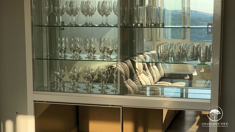 Apartamento nuevo centro Gramado vista magnífica