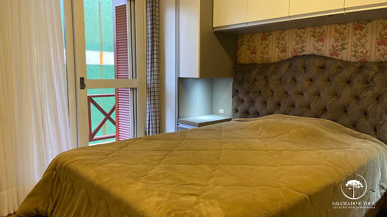 Modern apartment downtown Gramado, near Criamigos.