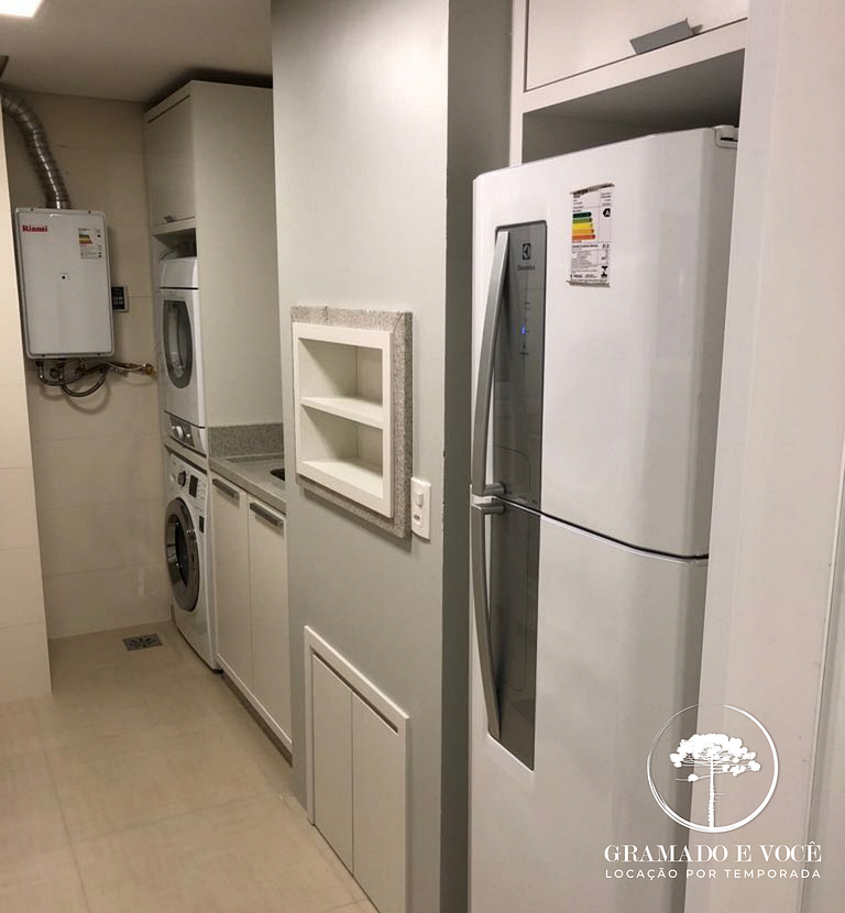 Apartamento nuevo centro Gramado vista magnífica