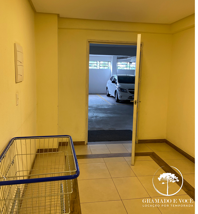 Apartamento nuevo centro Gramado vista magnífica