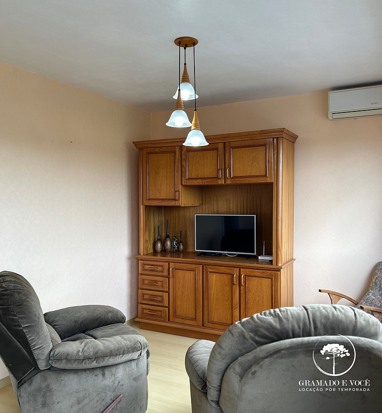 Cozy Apartment Near Downtown Gramado