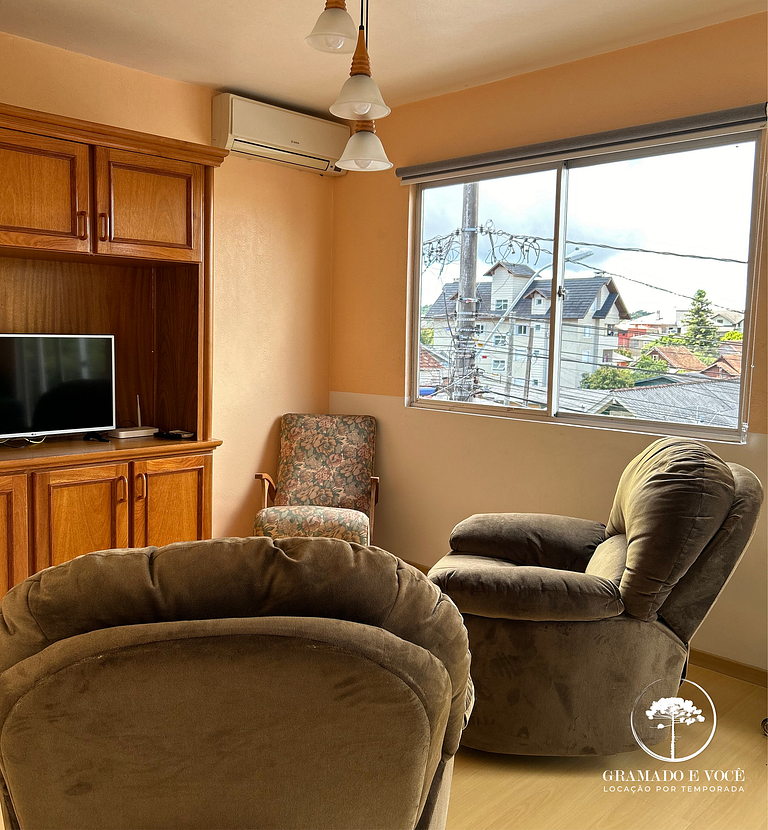 Cozy Apartment Near Downtown Gramado