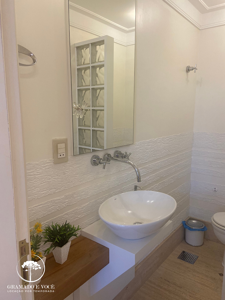 Dream Apartment Gramado, just 400m from Lago Negro