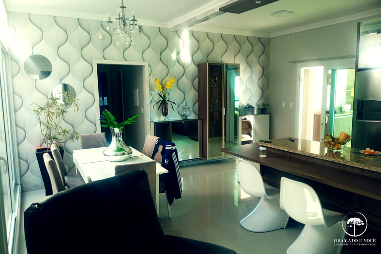 Paradise in Xangri-lá: beach house with a pool.