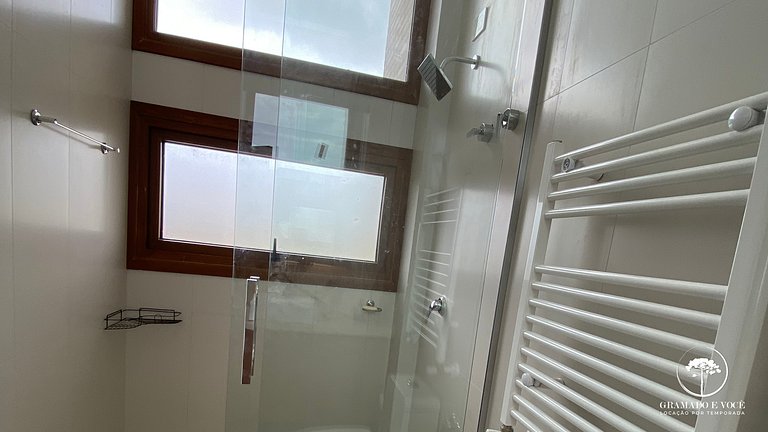 Luxury Apt with 5 Suites in Front of Rua Torta