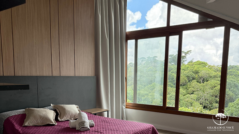 Luxury Apt with 5 Suites in Front of Rua Torta