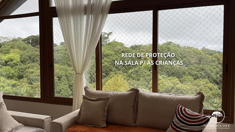 Luxury Apt with 5 Suites in Front of Rua Torta