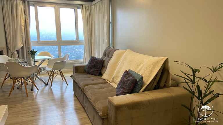 Apartamento nuevo centro Gramado vista magnífica