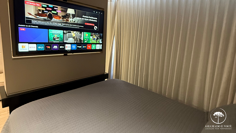 Modern apartment near Criamigos and 1st Day Coffee