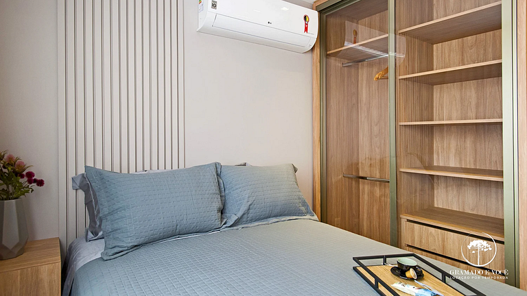 Modern apartment near Criamigos and 1st Day Coffee