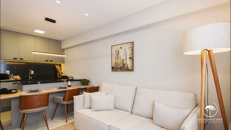 Modern apartment near Criamigos and 1st Day Coffee