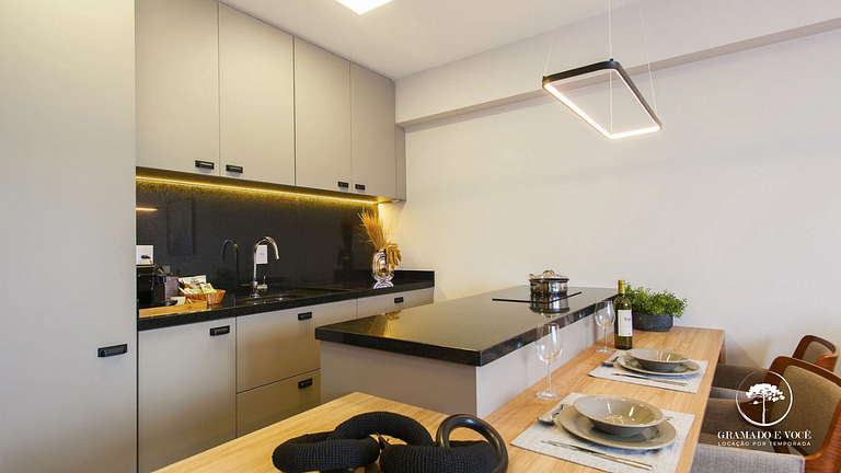 Modern apartment near Criamigos and 1st Day Coffee