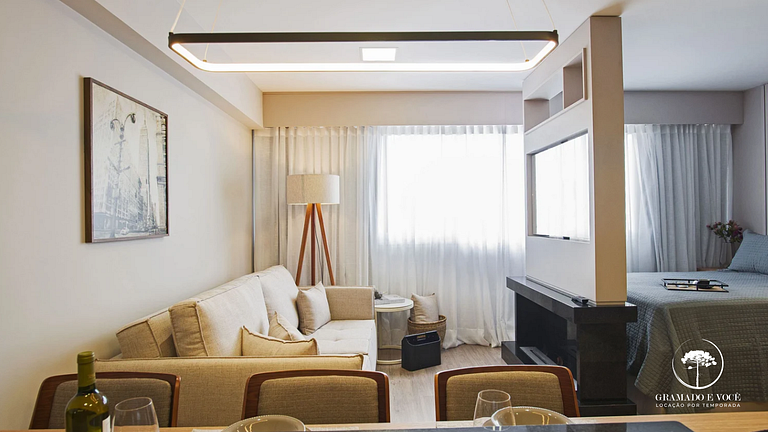 Modern apartment near Criamigos and 1st Day Coffee