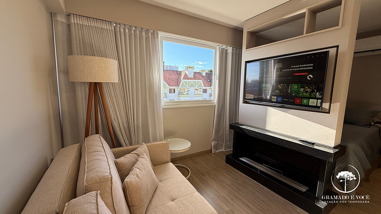 Modern apartment near Criamigos and 1st Day Coffee