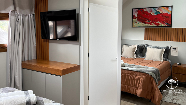 Luxury Apt with 5 Suites in Front of Rua Torta