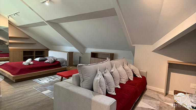 Luxury Apt with 3 Suites in Front of Rua Torta