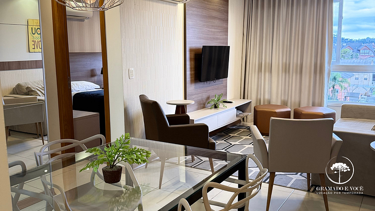 Modern 2-Bed Apt with BBQ in Gramado