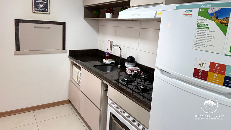 Modern 2-Bed Apt with BBQ in Gramado