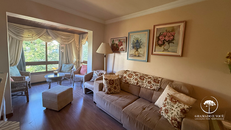 2-Bed Apt Facing Rua Torta