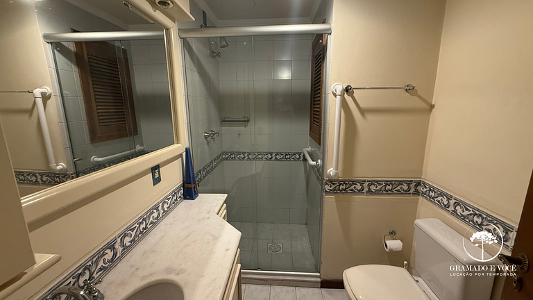 2-Bed Apt Facing Rua Torta