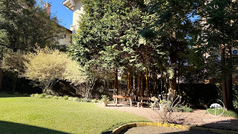2-Bed Apt Facing Rua Torta
