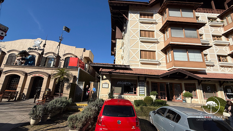 2-Bed Apt Facing Rua Torta