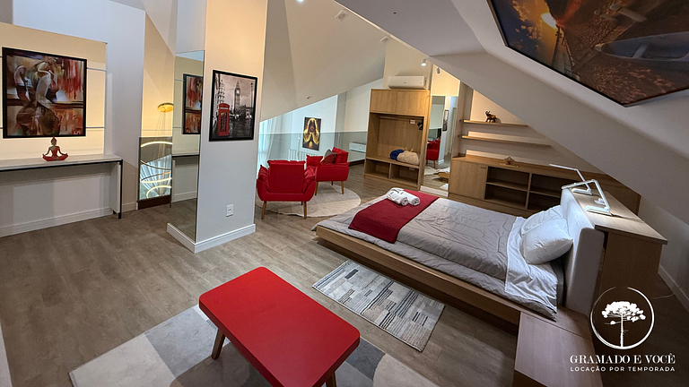 Luxury Apt with 3 Suites in Front of Rua Torta