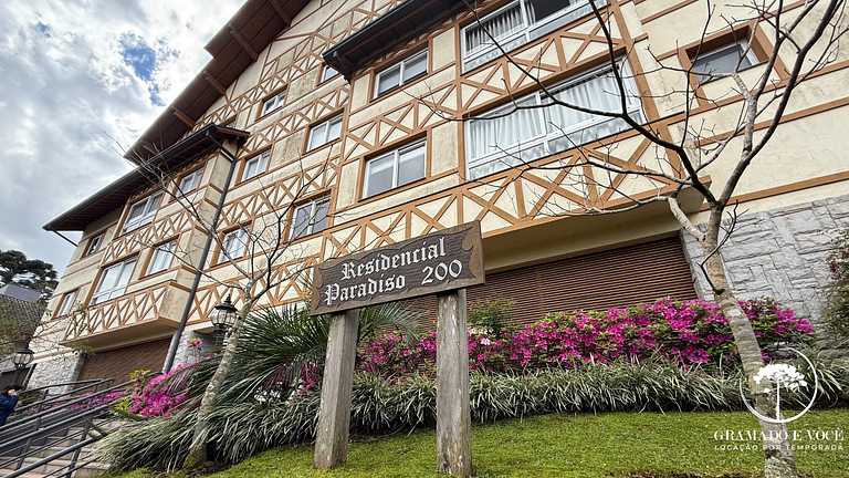 Apto 2 quartos próximo parque Criamigos Gramado