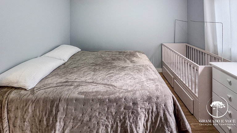 Casa con piscina 3 suites a 15min centro Gramado