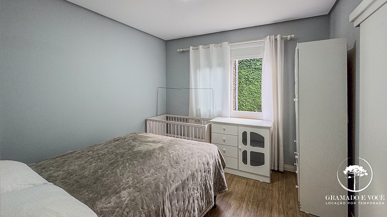 Casa con piscina 3 suites a 15min centro Gramado