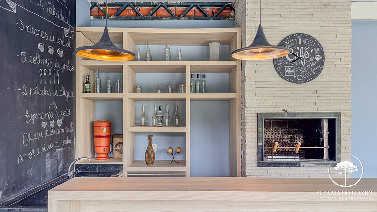 Casa con piscina 3 suites a 15min centro Gramado