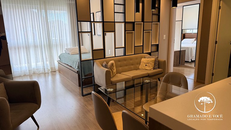 Modern Apartment right next to Criamigos Park!