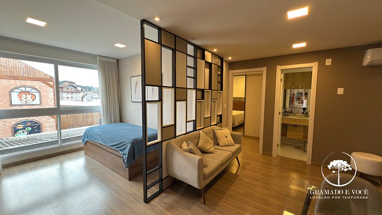 Modern Apartment right next to Criamigos Park!