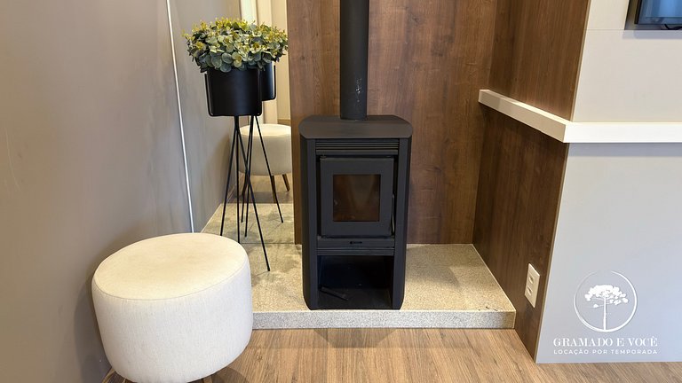 Modern apt next to Criamigos + coffee Day 1