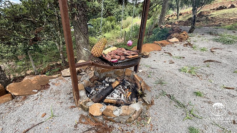 Casa com piscina 3 suítes a 15 min Centro Gramado