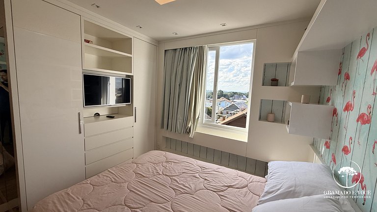 Apartamento completo cerca de Hollywood Dream Car