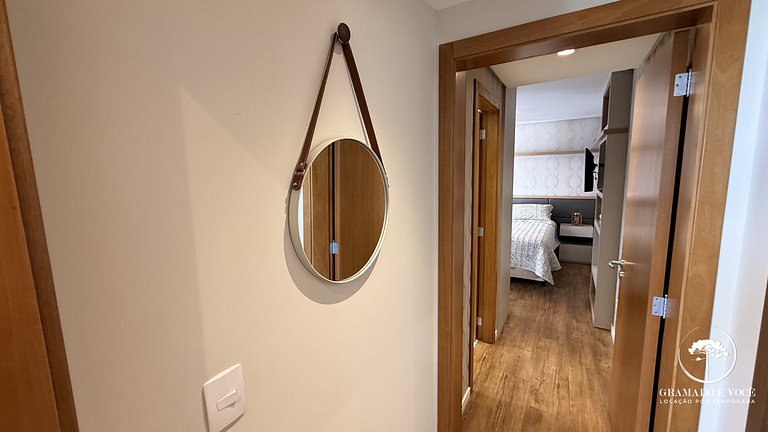 Fully equipped apartment near Hollywood Dream Car