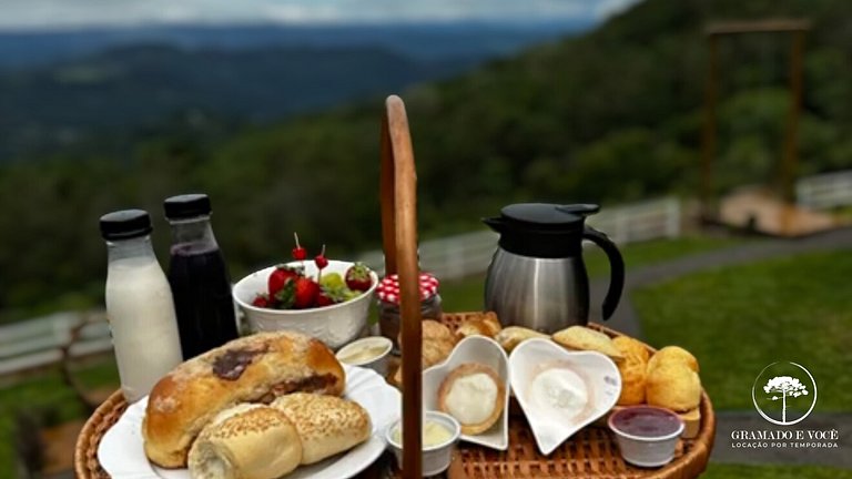 Cabaña romántica con jacuzzi y vista al valle en Gramado
