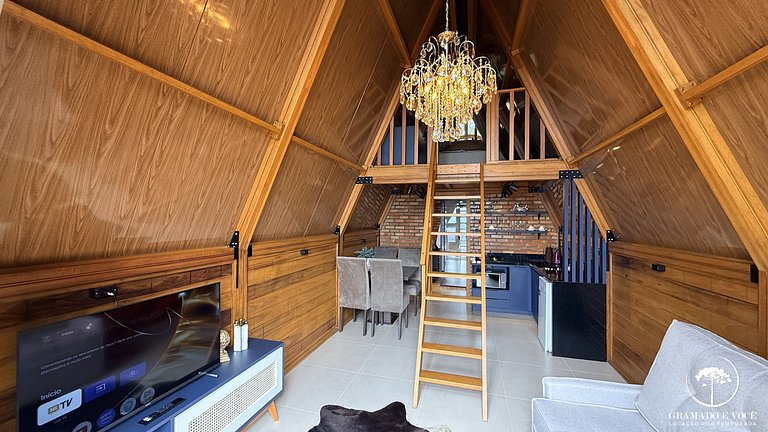 Cabin in Gramado with Jacuzzi and Valley View