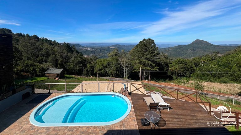 Casa com piscina 3 suítes a 15 min Centro Gramado