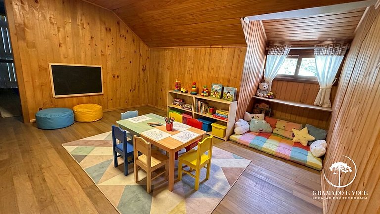 Cozy house in Gramado for friends and family