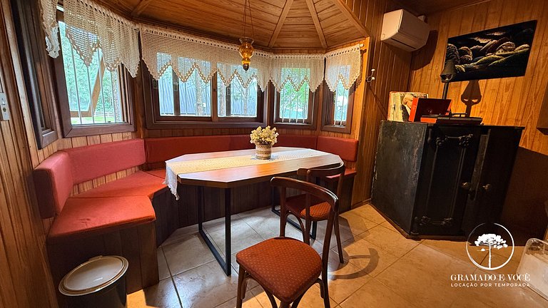 Casa aconchegante em Gramado para amigos e família